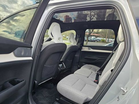 Used 2025 Volvo EX90 Ultra image 21