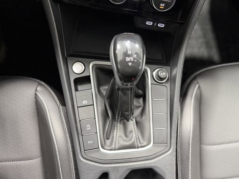 Certified 2023 Volkswagen Jetta SE image 20