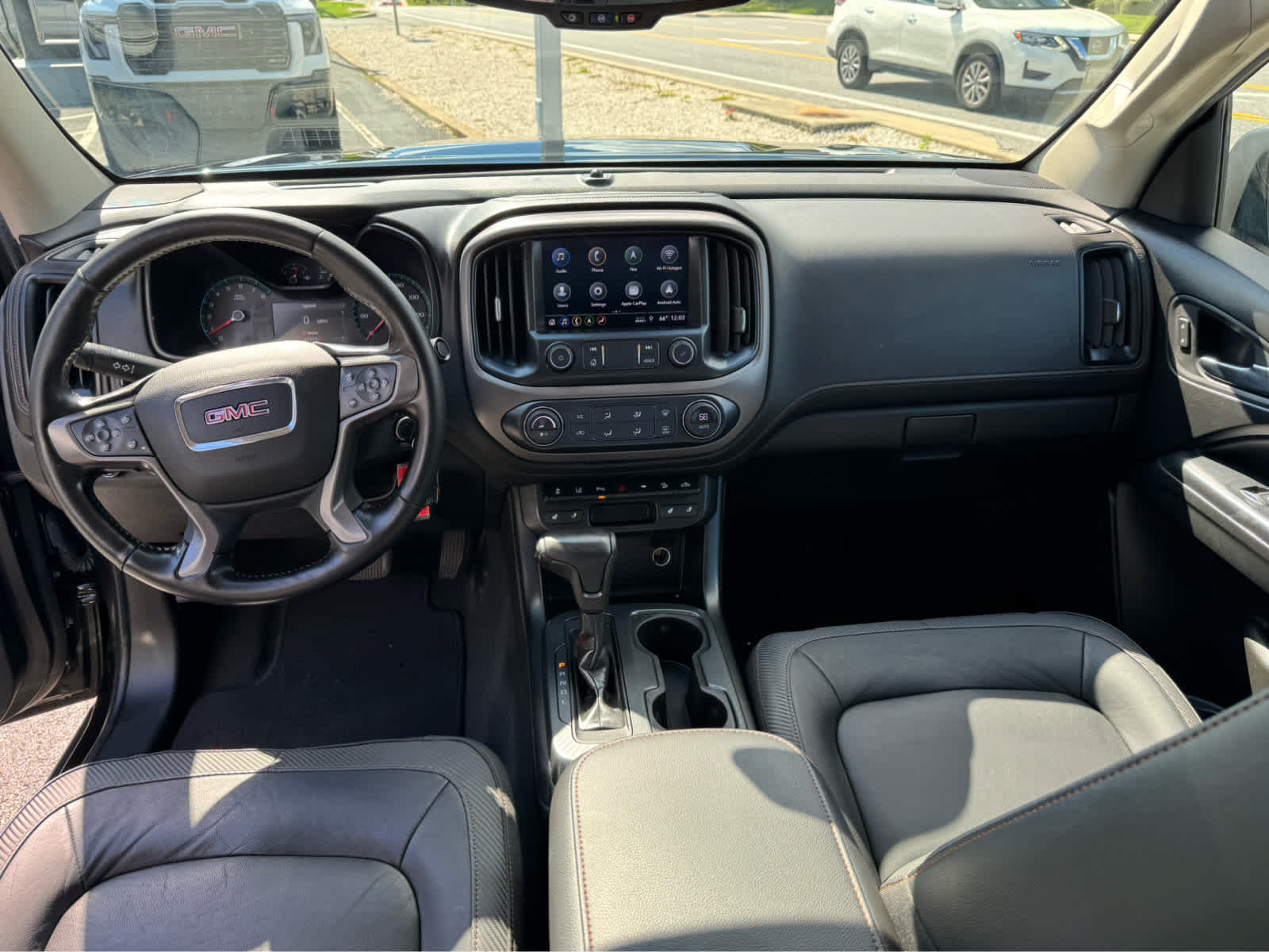 Used 2021 GMC Canyon AT4 w/ Driver Alert Package AWD/4WD image 9