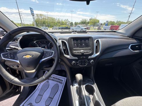 Used 2024 Chevrolet Equinox LT w/ LPO, Floor Liner Package FWD image 21