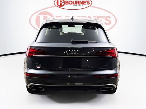 Used 2022 Audi Q5 2.0T Premium Plus w/ Premium Plus Package AWD/4WD image 9