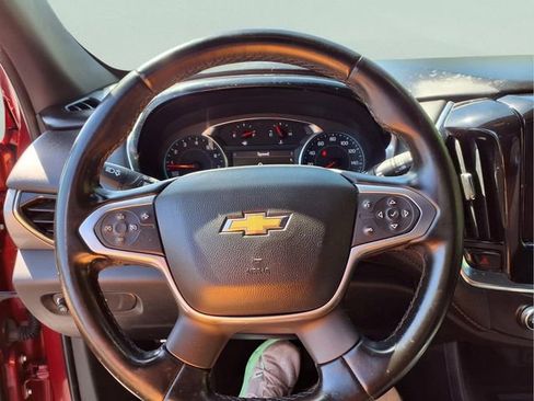 Used 2023 Chevrolet Traverse LT w/ Rear Camera Mirror Package AWD/4WD image 25