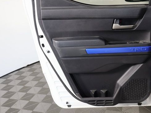 Used 2024 Toyota Tacoma TRD Sport image 13