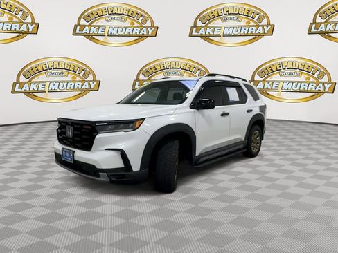 Used 2024 Honda Pilot TrailSport image 7