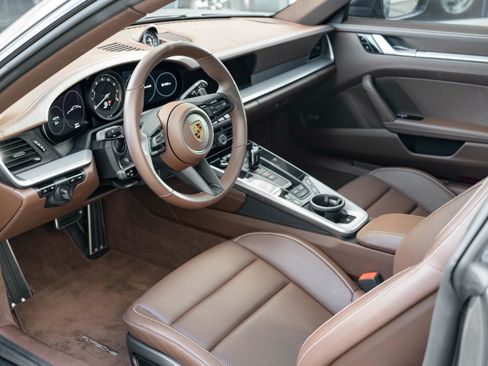 Used 2021 Porsche 911 Carrera 4S image 8