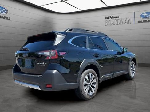 Used 2025 Subaru Outback Limited AWD/4WD image 5