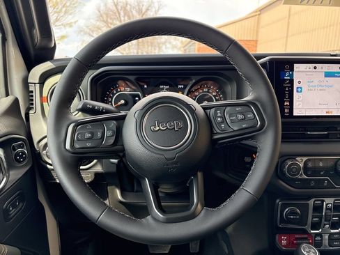 New 2026 Jeep Gladiator Mojave AWD/4WD image 22