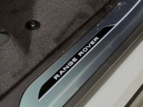 New 2026 Land Rover Range Rover Sport SE AWD/4WD image 31