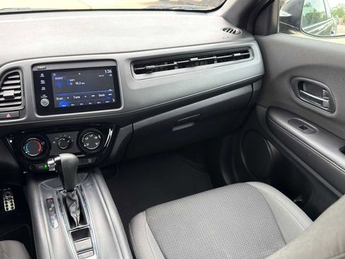 Used 2022 Honda HR-V Sport image 21