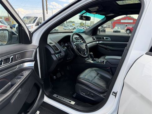 Used 2016 Ford Explorer Sport w/ Equipment Group 401A AWD/4WD image 8