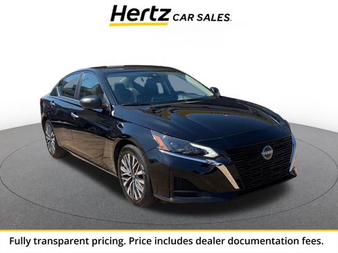 Used 2025 Nissan Altima 2.5 SV FWD image 1
