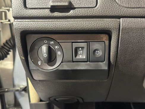 Used 2012 Ford Fusion SEL FWD image 10