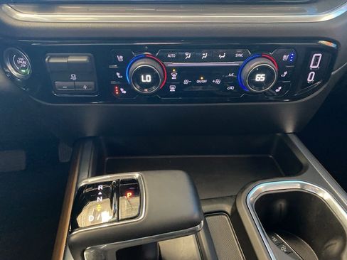 Certified 2025 Chevrolet Silverado 1500 High Country w/ High Country Premium Package image 8