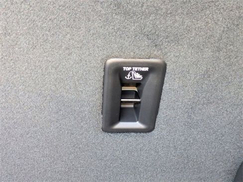 New 2026 Chevrolet Equinox ACTIV w/ Safety and Technology Package image 32