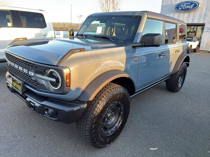 New 2025 Ford Bronco Badlands w/ Sasquatch Package