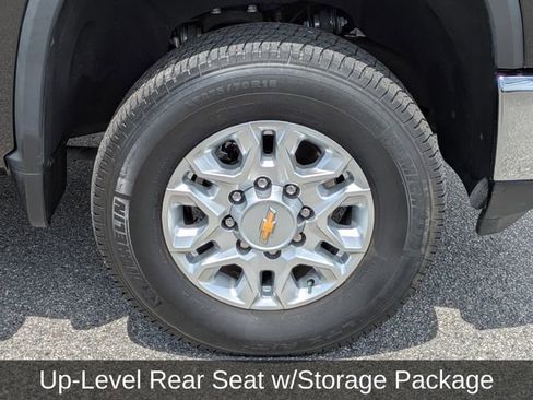 Used 2024 Chevrolet Silverado 2500 LTZ w/ LTZ Premium Package AWD/4WD image 11