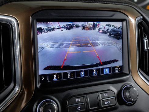 Used 2021 Chevrolet Silverado 3500 High Country w/ Snow Plow Prep/Camper Package image 22