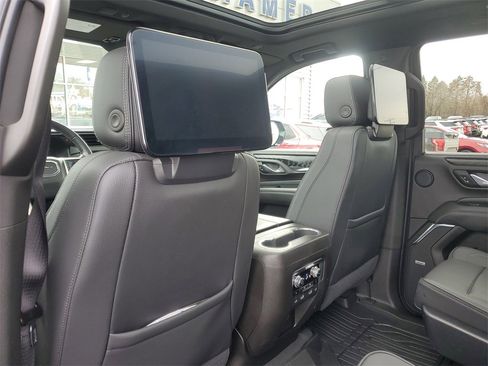 Used 2021 GMC Yukon Denali w/ Denali Ultimate Package image 34