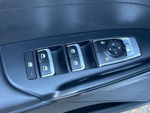 Used 2022 Kia K5 GT-Line FWD image 12