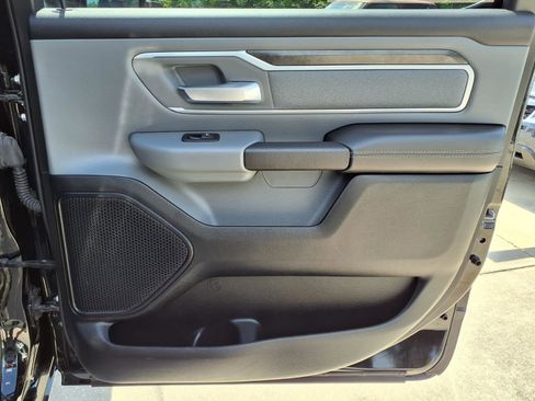 Used 2021 RAM 1500 Big Horn AWD/4WD image 13
