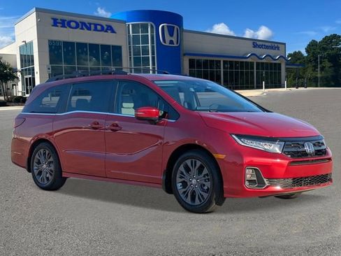 New 2026 Honda Odyssey Touring image 7