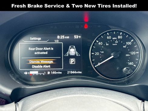 Used 2024 Nissan Kicks SV image 3