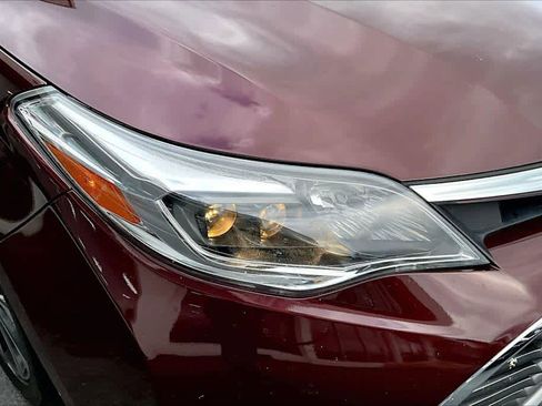 Used 2017 Toyota Avalon XLE Premium image 24