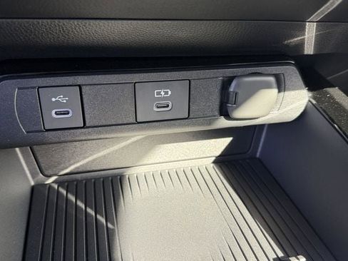 New 2026 Toyota Prius Plug-In Hybrid image 20