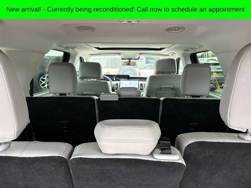Used 2025 Ford Expedition Max Active AWD/4WD image 8