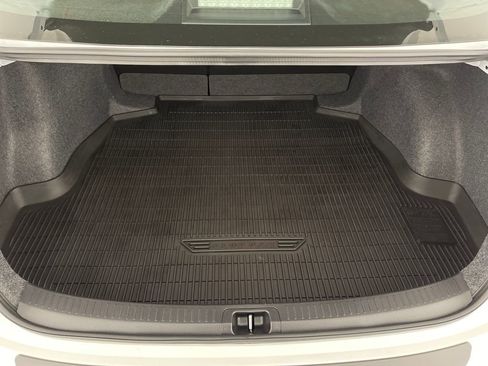 Certified 2025 Toyota Corolla LE FWD image 10