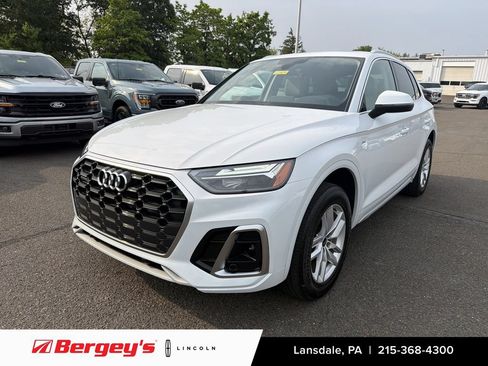 Used 2023 Audi Q5 2.0T Premium w/ Convenience Package AWD/4WD image 1