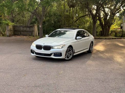 Used 2016 BMW 740i RWD image 1
