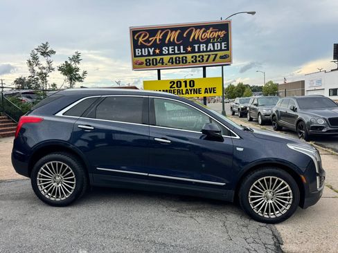 Used 2017 Cadillac XT5 Luxury w/ Driver Awareness Package FWD image 2