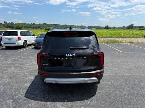 Used 2022 Kia Telluride LX AWD/4WD image 4