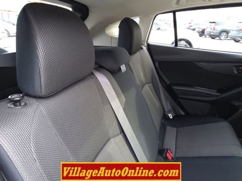 Used 2019 Subaru Crosstrek 2.0i image 35