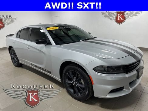 Used 2023 Dodge Charger SXT w/ Blacktop Package image 1