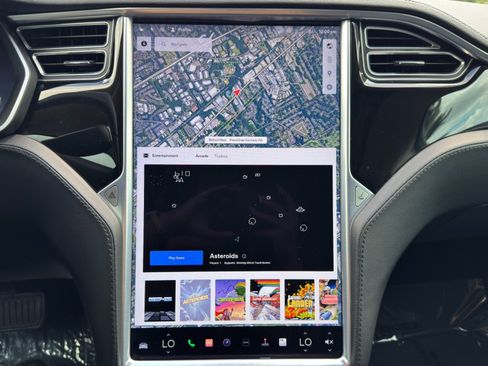 Used 2014 Tesla Model S 85 RWD image 28