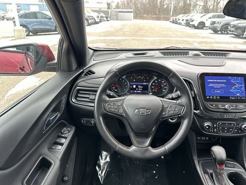 Used 2022 Chevrolet Equinox RS w/ RS Leather Package image 13
