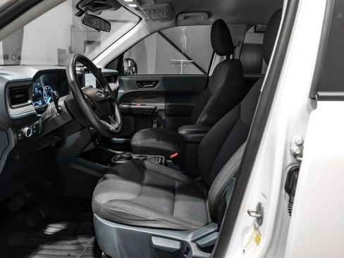 Used 2022 Ford Maverick XL FWD image 3