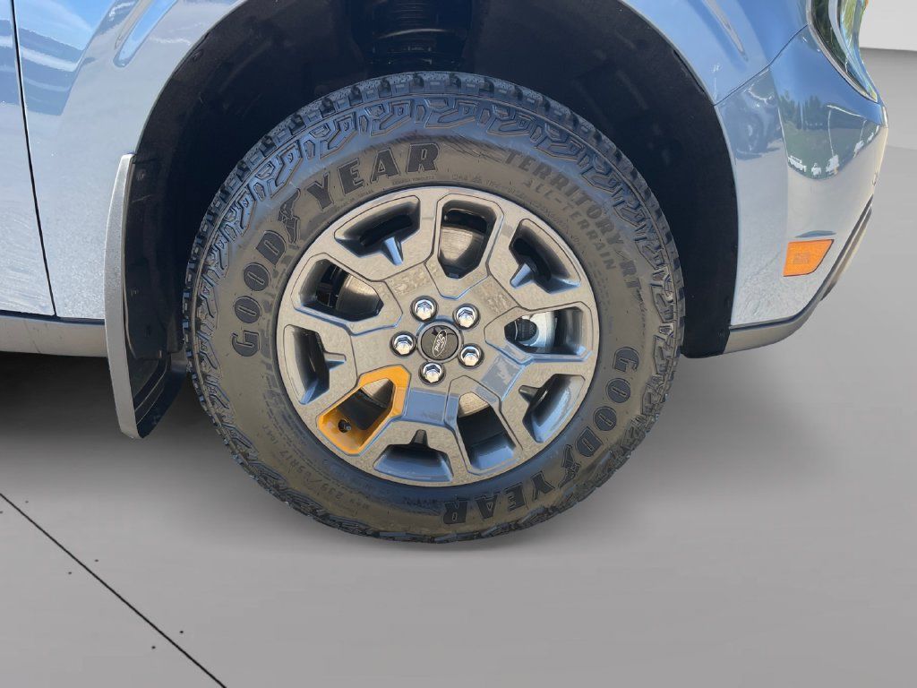 Used 2026 Ford Maverick Tremor AWD/4WD image 9