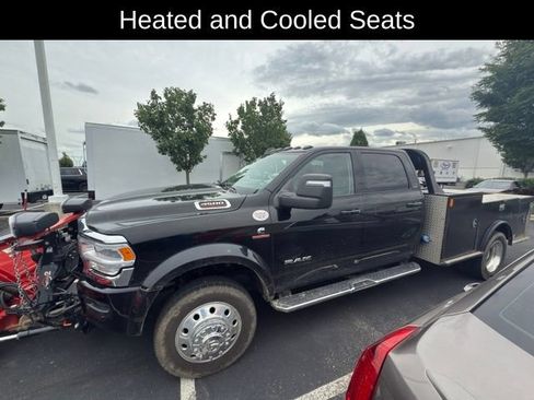 Used 2024 RAM 4500 Laramie AWD/4WD image 2