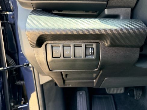 Used 2023 Subaru Ascent Premium w/ Convenience Package AWD/4WD image 22