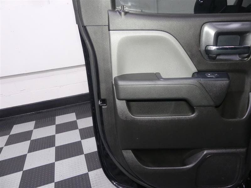 Used 2018 Chevrolet Silverado 1500 W/T w/ Black Out Edition AWD/4WD image 22