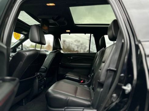 Used 2022 Honda Pilot Black Edition image 19