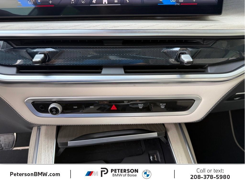 Used 2026 BMW ALPINA XB7 AWD/4WD image 38