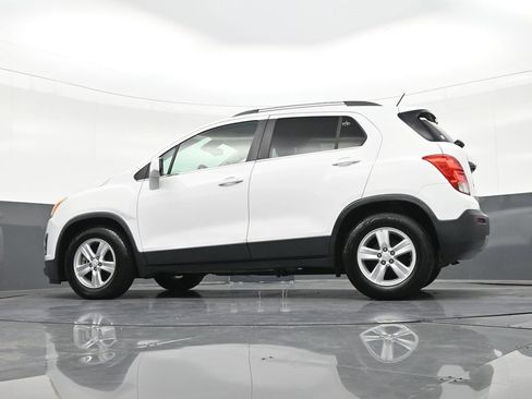 Used 2016 Chevrolet Trax LT FWD image 26