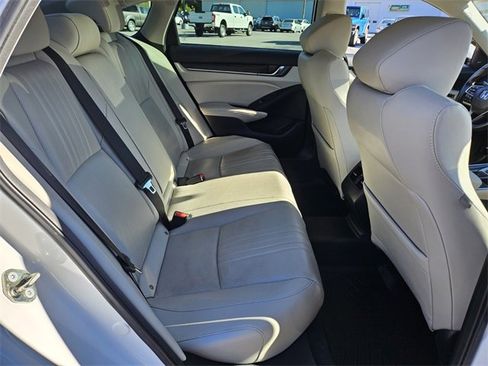 Used 2020 Honda Accord Touring image 15