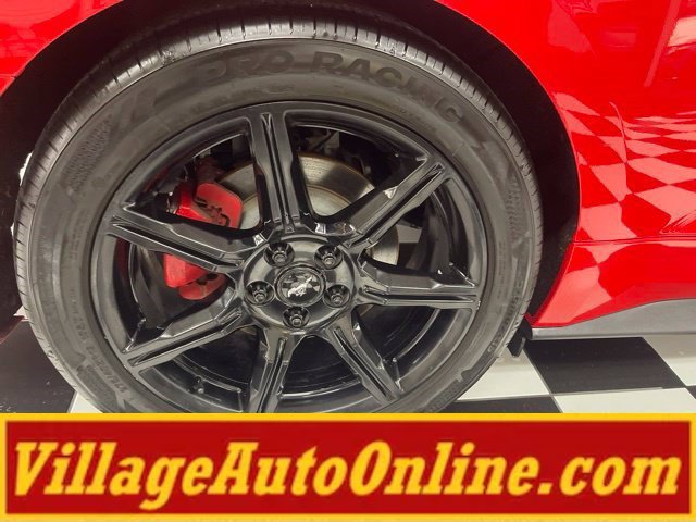 Used 2015 Ford Mustang Convertible RWD image 26