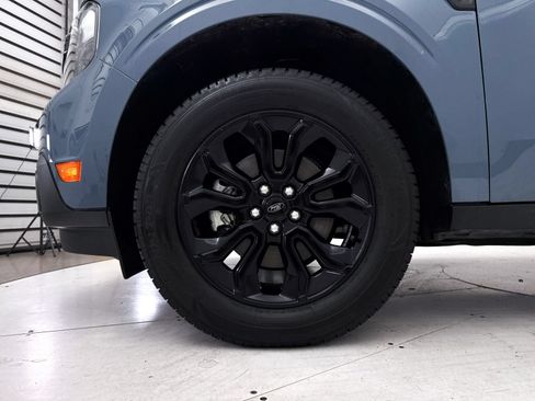 Used 2024 Ford Maverick Lariat w/ Black Appearance Package AWD/4WD image 17