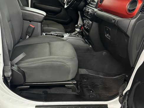 Used 2020 Jeep Gladiator Sport w/ Quick Order Package 24S AWD/4WD image 39